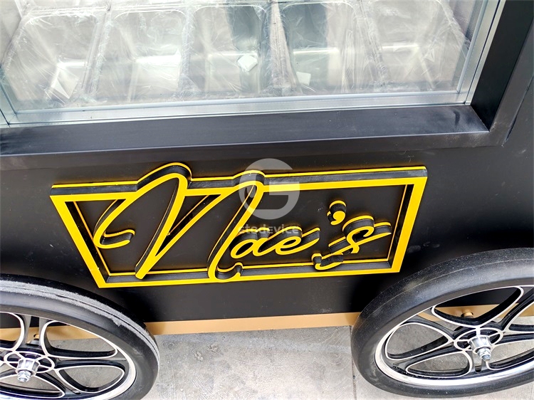 details4 of the ice cream cart for sale America